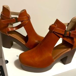 Cinnamon brown Heel